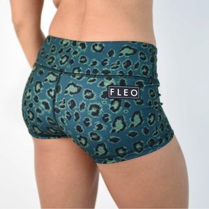 FLEO Small Active wear shorts night leopard blue